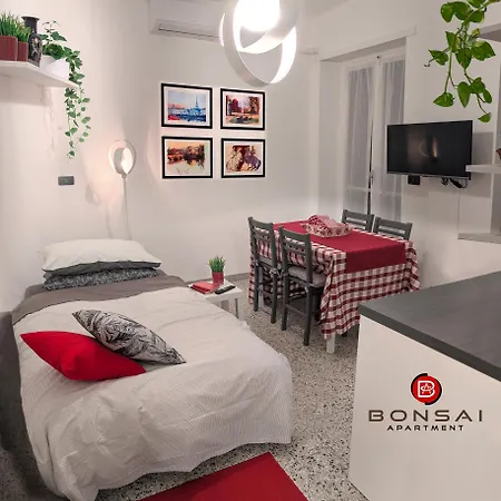 Bonsai Apartment
